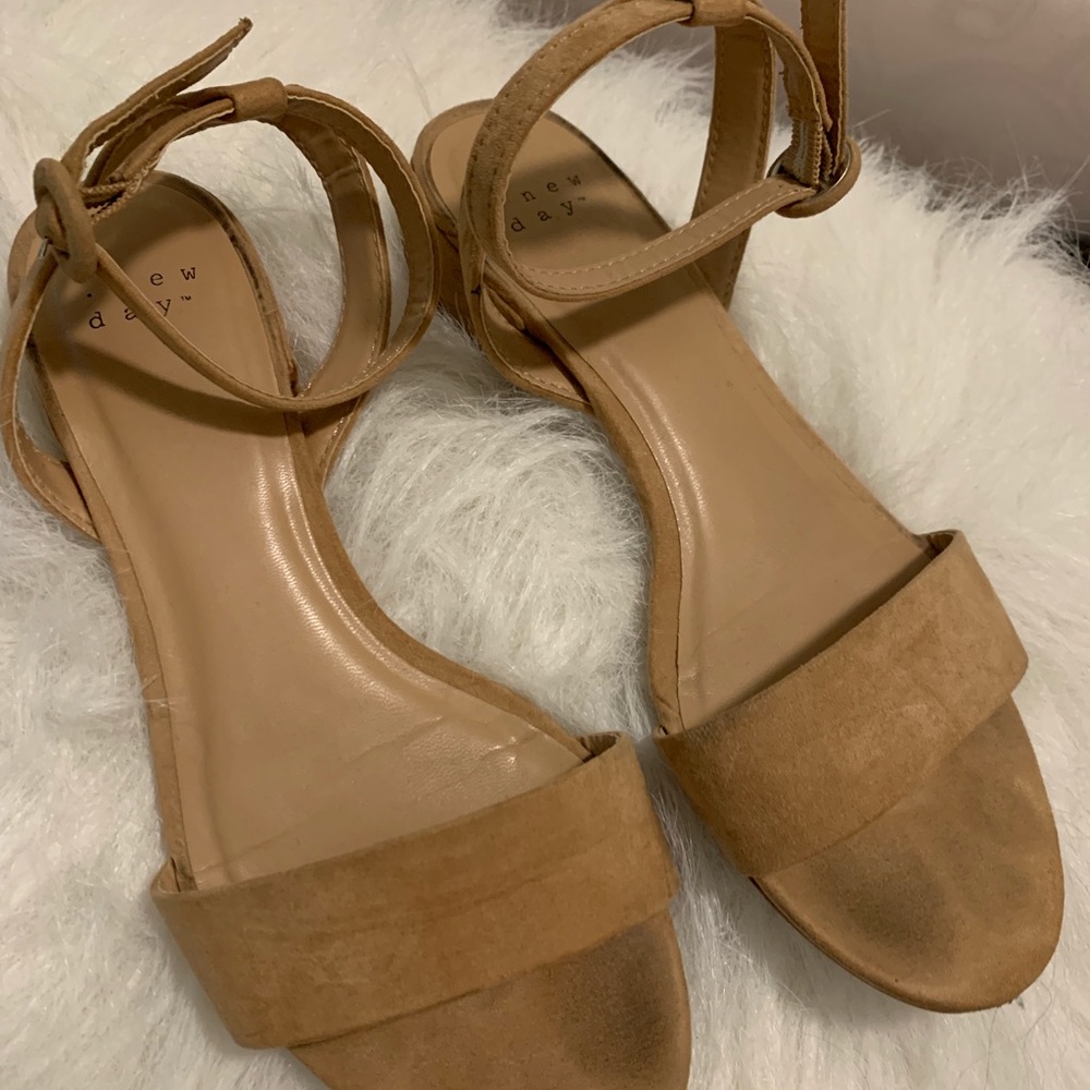 Beige sandal